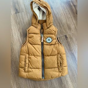 H&M boys zip vest with removable hood.